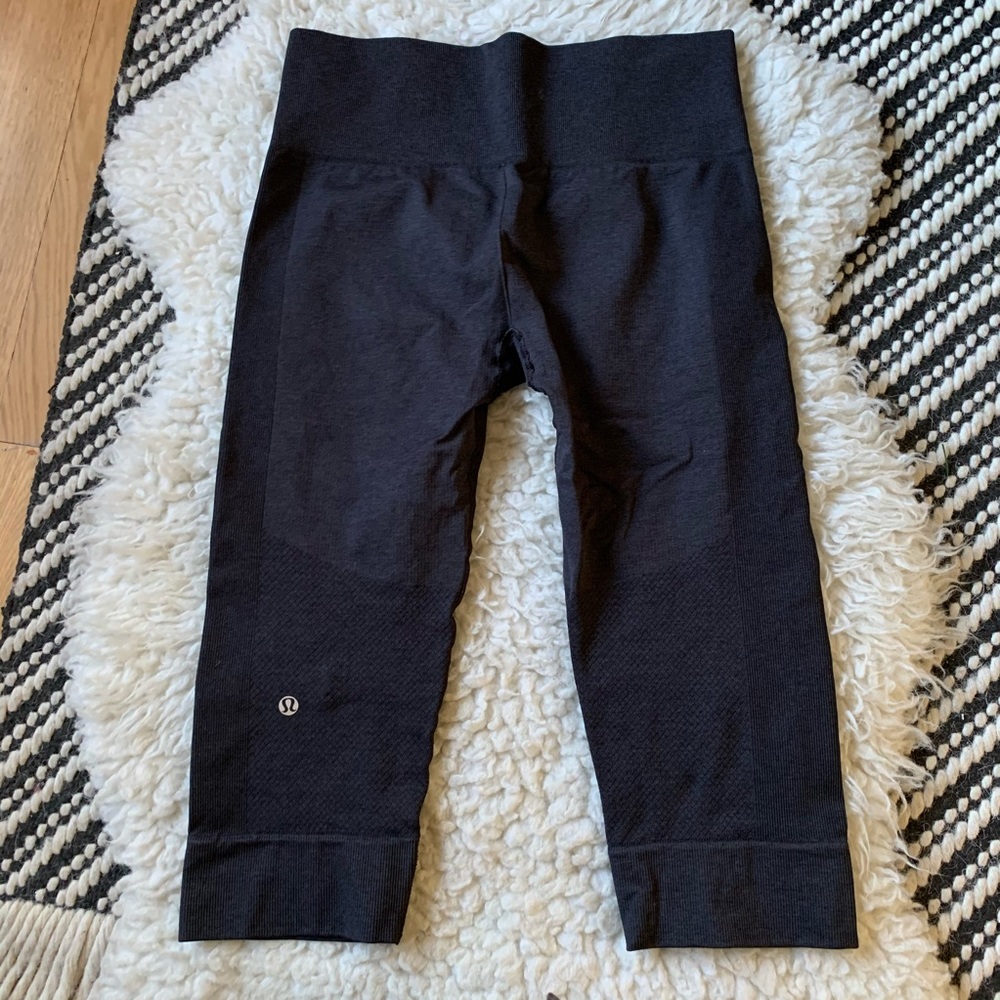 LULULEMON grey ebb to street crop leggings - Picture 2 of 6